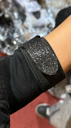 Guantes con strass CLAPS en internet