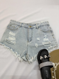 Short roturas claro T-28