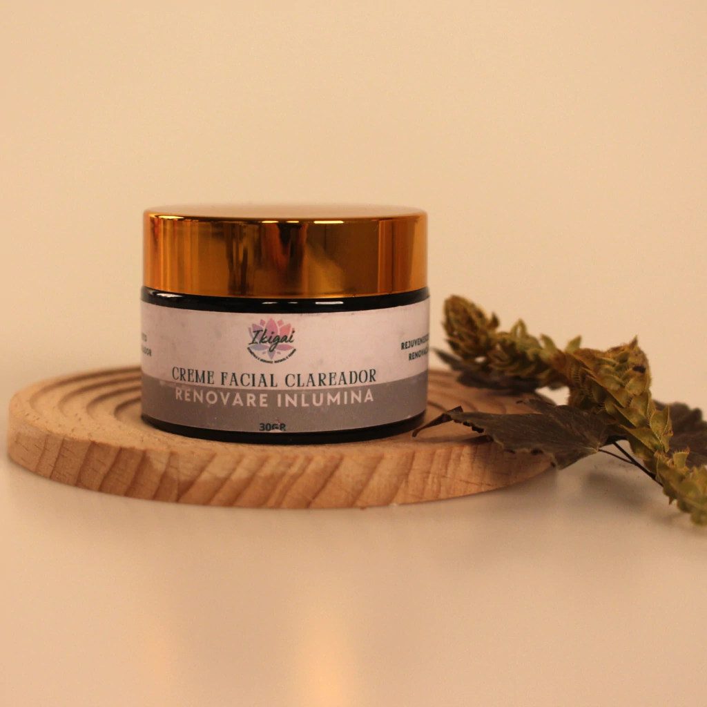 Creme Facial Clareador com Efeito Lifting – Hidratação e Uniformização para Peles Secas e Maduras