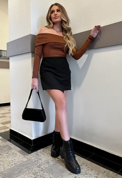 Blusa Ombro a Ombro Marrom - comprar online