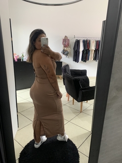 Vestido Canelado Marrom na internet
