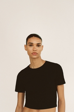 Remera Caliza - Mor Showroom