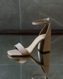 Sandalia Momo nude croco