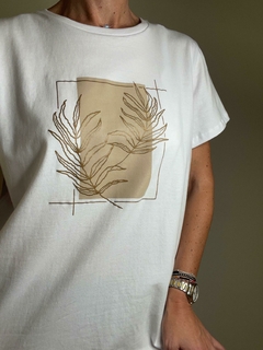 Remera Flower