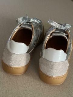 Zapatilla plata en internet