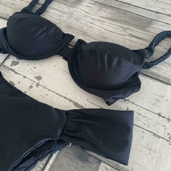BORBOLETA COMFORT TOP ARO PRETO TEXTURIZADO na internet
