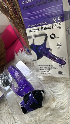 Cinta Peniana com Vibrador de 10 Vibrações e Estimular de Clitóris em Coelho - amornapontadalingua