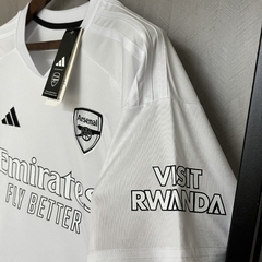 Arsenal especial White 24/25 na internet