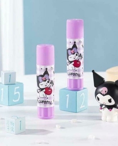 COLA BASTÃO SANRIO na internet