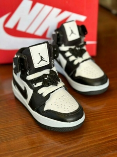 Bota Nike Jordan Infantil na internet