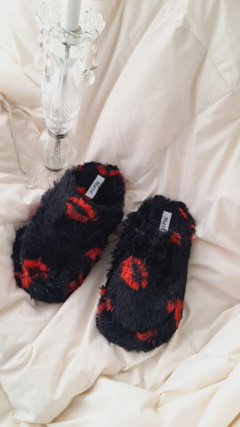 Pantuflon Dama Piel Negro Besos - Lenceriashesweet