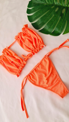 Bikini Top con Frunce y Less p/atar