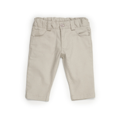 Pantalón de gabardina .Casual. Color tostado
