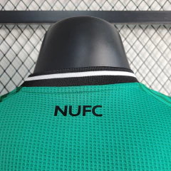 Camisa Newcastle 23/24 - Modelo Jogador na internet
