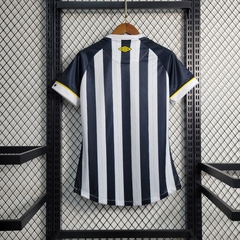 Camisa Feminina Atlético Mineiro 23/24 na internet