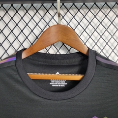 Camisa Feminina Flamengo Edição Especial Black 23/24 na internet