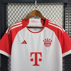 Camisa Branca Bayern Munique 23/24 na internet