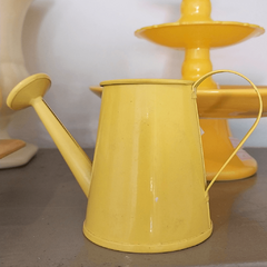 Regador de alumínio para decoração - comprar online