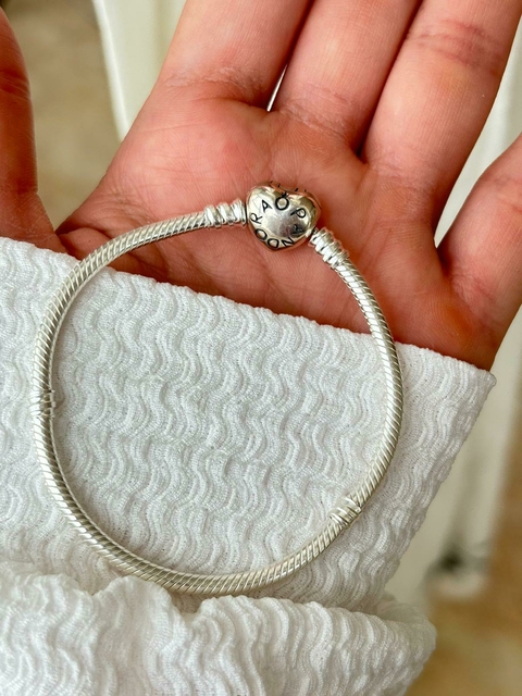 Pulsera P♥nd☺r♥ broche corazón