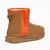 Bota UGG Classic Mini Zipper Tape Logo Caramelo - Sapato de boneca
