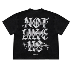 CAMISETA BOXY KENDRICK LAMAR NOT LIKE US BY DATABASE na internet
