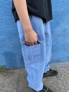 Calça Jeans Cargo Azul Clara - comprar online