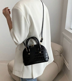 bolso negro charol en internet