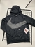 MOLETOM NIKE THERMA FIT BIG SWOOSH PRETO