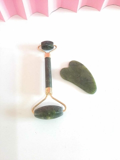 ROLLER MASSAGEADOR - PEDRA ROLO JADE + GUA SHA - comprar online