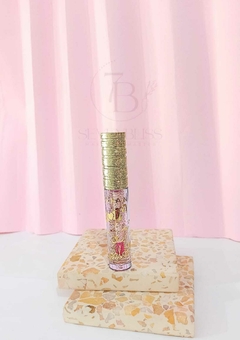 Lip Gloss KISS Magic Love Rain na internet
