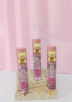 Gloss Labial Oil love rain (ursinho) na internet