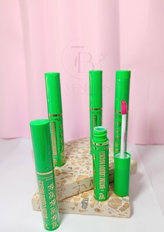 Batom Da Vovó Liquido Magico Verde Bella Femme - comprar online