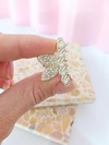 Piranha de metal com perola/ strass