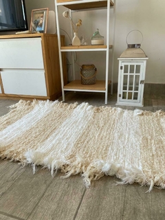 Alfombra rayas gruesas Beige en internet