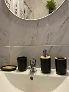 Set de baño nordico con bamboo en internet