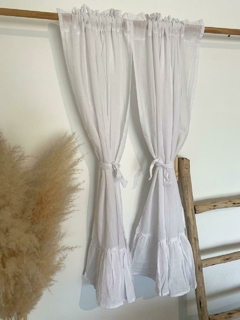 Cortinas cortas con volado en internet