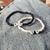 Conjunto de pulseiras para casal - preto e branco com iniciais