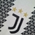 Camisa Juventus Titular | 22/23 | Versão Torcedor Masculino - Branca e Preta - loja online