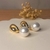Aros pendientes de perla - comprar online