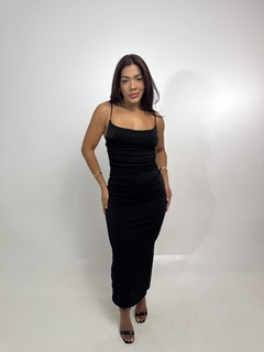 Vestido longuette romance