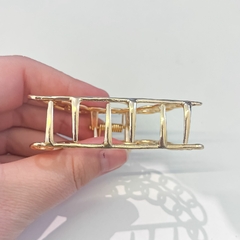 Presilha de Metal Modelo Corrente Dourada na internet