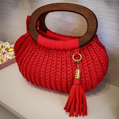 Bolsa de Crochê Loop Love – Vermelha com Alça de Madeira