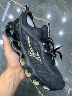 Tênis Mizuno Pro 13 Preto Dourado