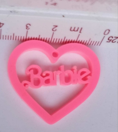 DIJE BARBIE CORAZON ROSADO X 50 UNID en internet
