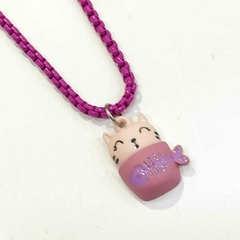 COLLAR DE METAL EN COLORES dije GATO CON PEZ