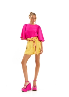 Short clochard com faixa