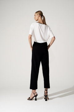 Calça reta alfaiataria - comprar online