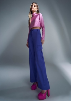 BLUSA CROPPED COM GOLA ALTA - comprar online