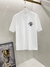 T-shirt Chrome Hearts na internet