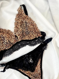 CONJUNTO EM TULE BÁRBARA na internet
